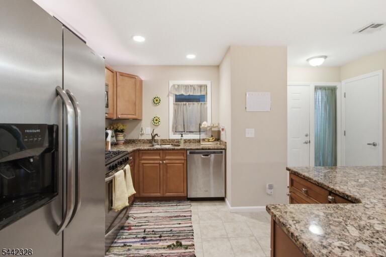 Property listing MLS 4036903 photo 14