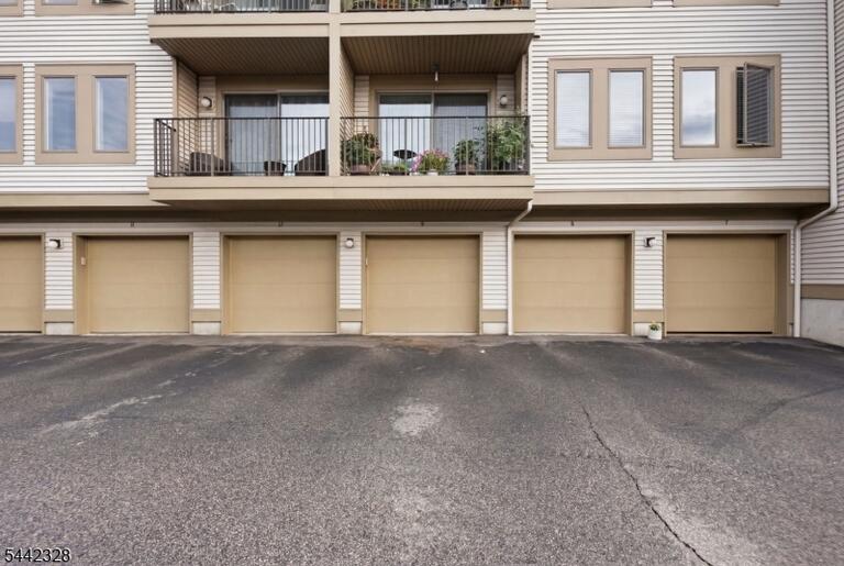 Property listing MLS 4036903 photo 22
