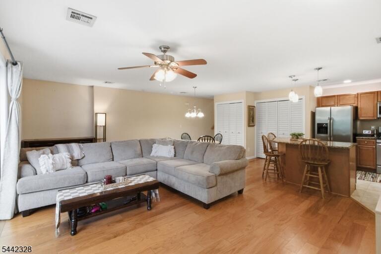 Property listing MLS 4036903 photo 6