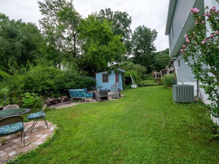 Property listing MLS 4036986 photo 4