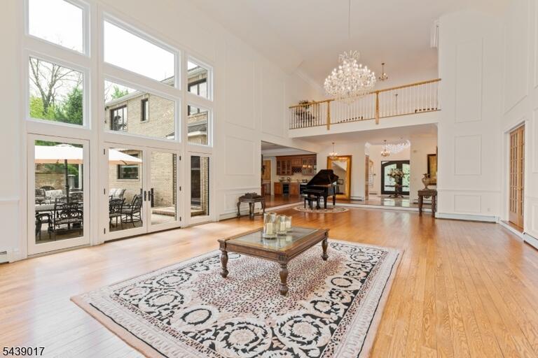 Property listing MLS 4037136 photo 14