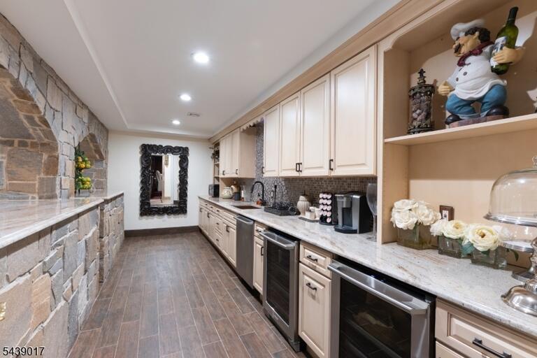 Property listing MLS 4037136 photo 38