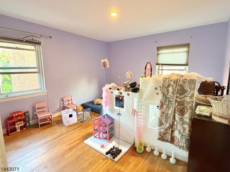 Property listing MLS 4037266 photo 10