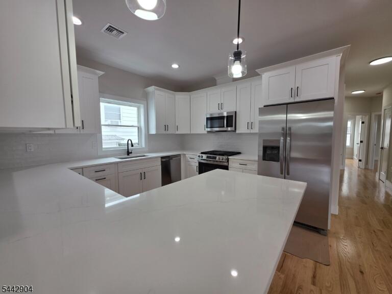 Property listing MLS 4037396 photo 1