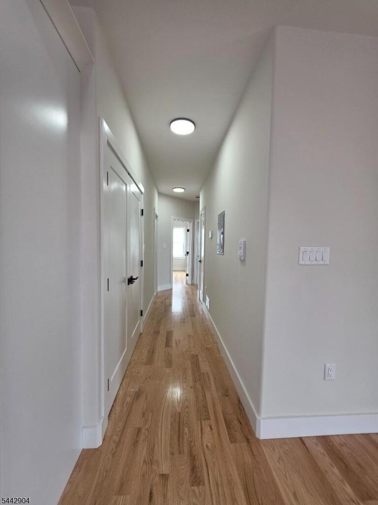 Property listing MLS 4037396 photo 5