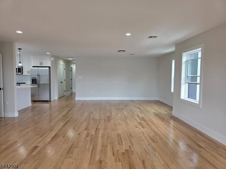 Property listing MLS 4037396 photo 7