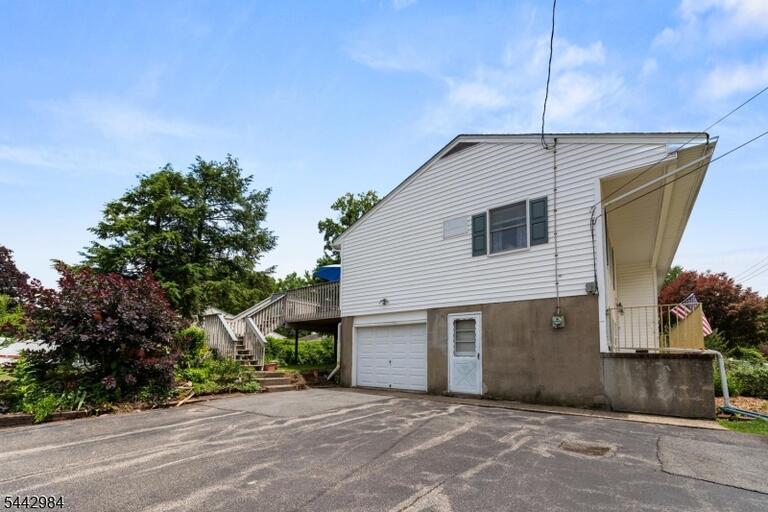 Property listing MLS 4037439 photo 34