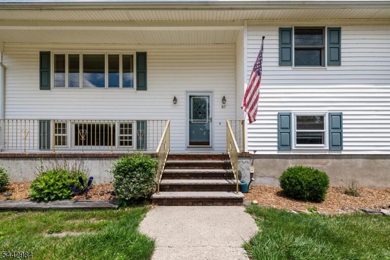 Property listing MLS 4037439 photo 7