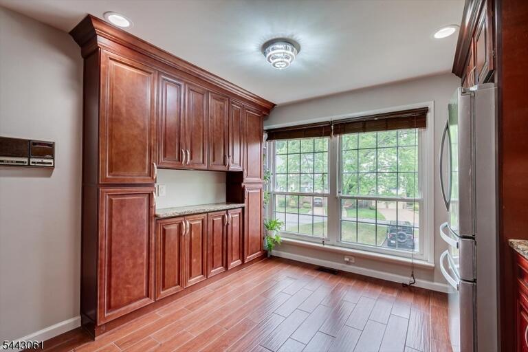 Property listing MLS 4037474 photo 24