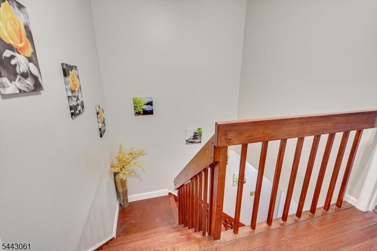 Property listing MLS 4037474 photo 27
