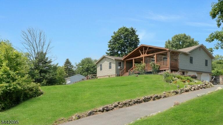 Property listing MLS 4037485 photo 7