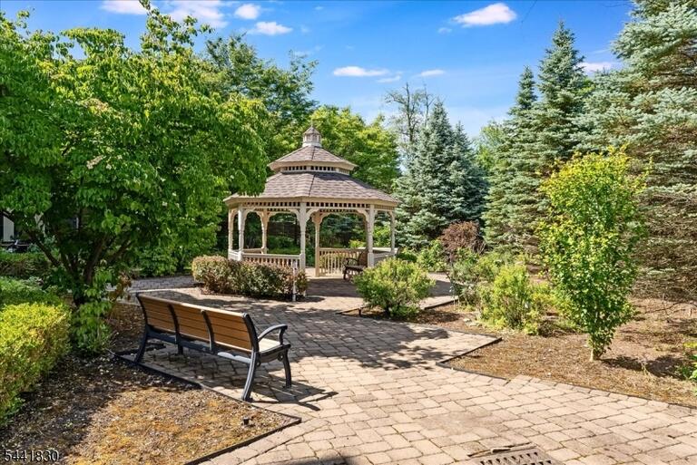 Property listing MLS 4037492 photo 25