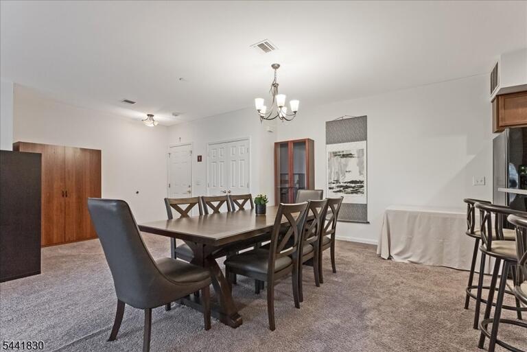 Property listing MLS 4037492 photo 9