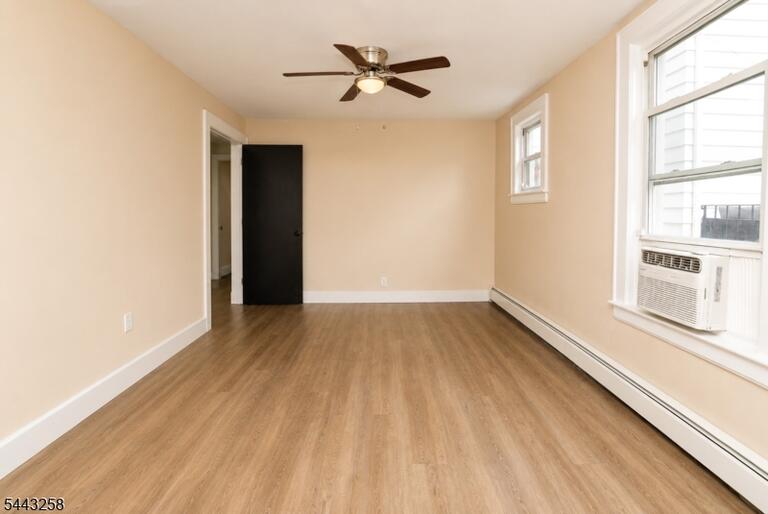 Property listing MLS 4037618 photo 7