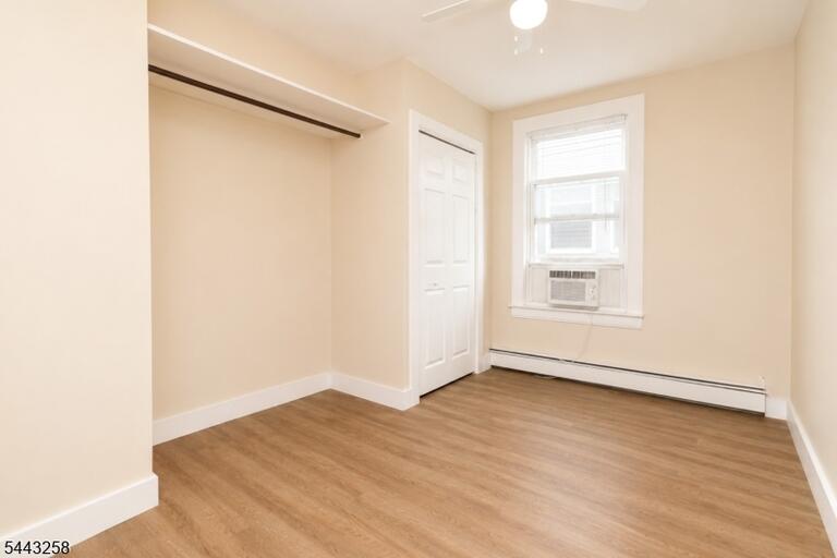 Property listing MLS 4037618 photo 9