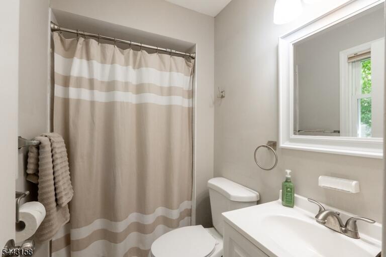 Property listing MLS 4037647 photo 21