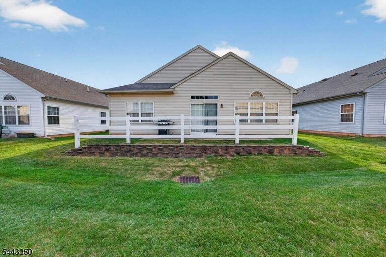 Property listing MLS 4037705 photo 17