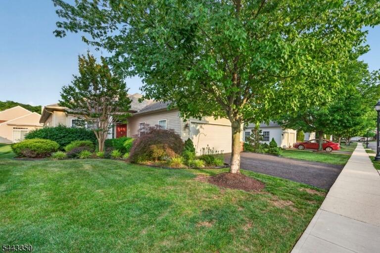 Property listing MLS 4037705 photo 18