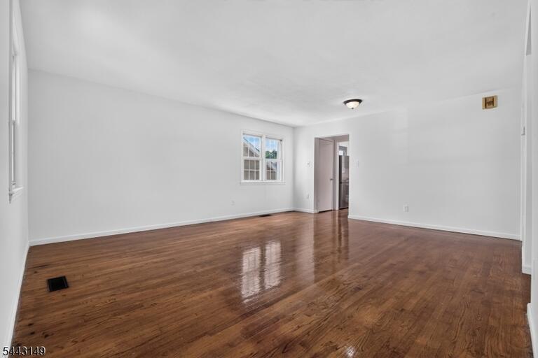 Property listing MLS 4037782 photo 8