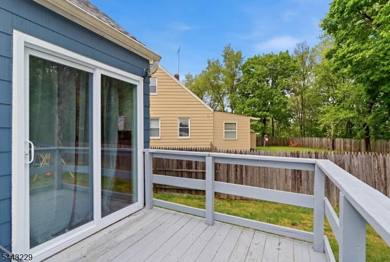 Property listing MLS 4037792 photo 22