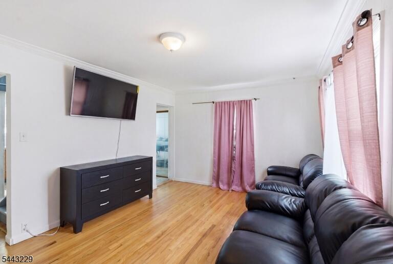 Property listing MLS 4037792 photo 6