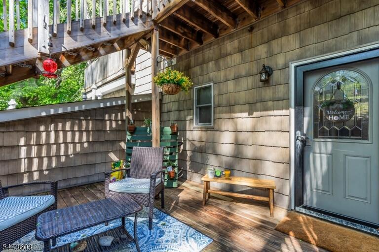 Property listing MLS 4037880 photo 5