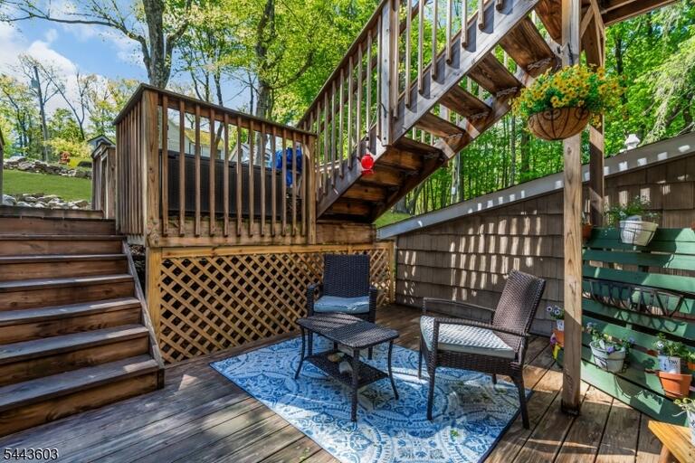 Property listing MLS 4037880 photo 6
