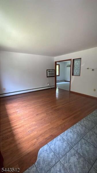 Property listing MLS 4038258 photo 3