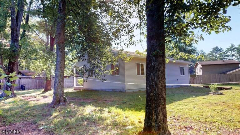 Property listing MLS 4038374 photo 4
