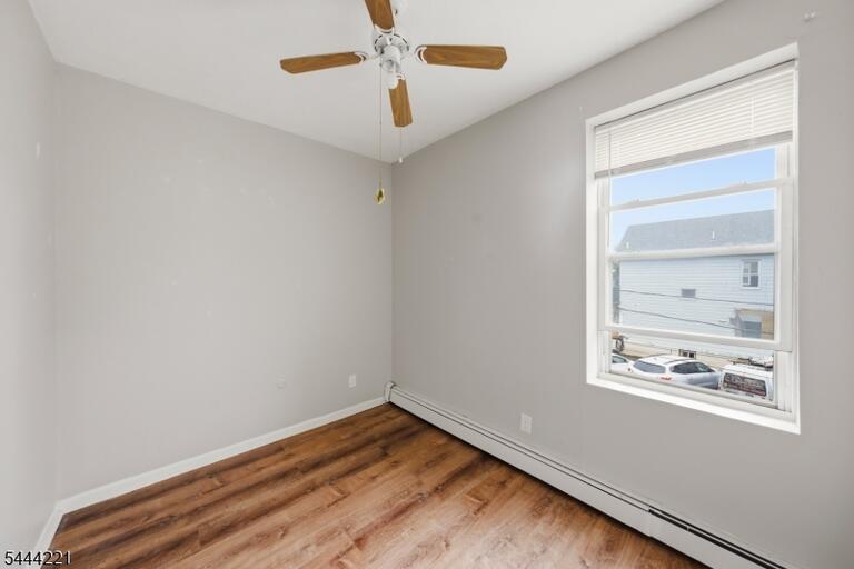 Property listing MLS 4038431 photo 5
