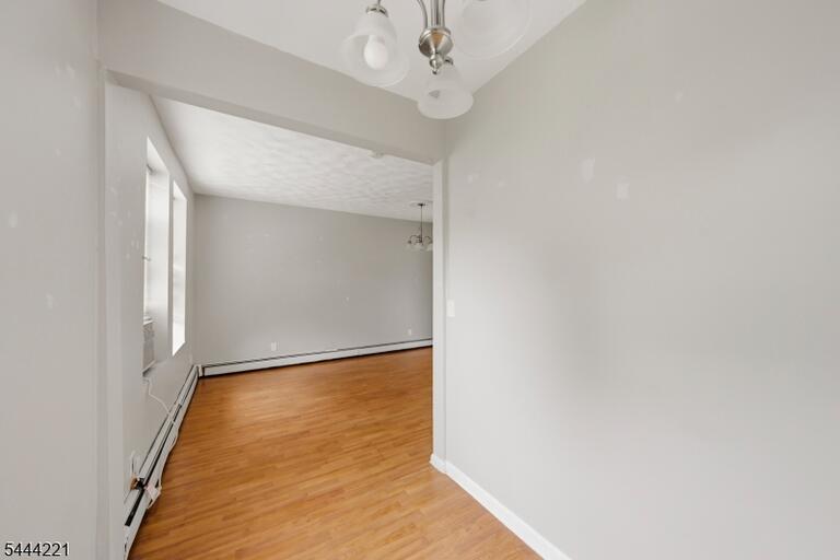 Property listing MLS 4038431 photo 9