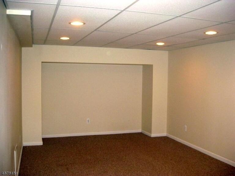 Property listing MLS 4038465 photo 10