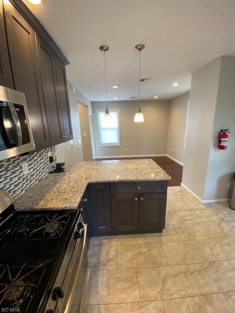 Property listing MLS 4038506 photo 8