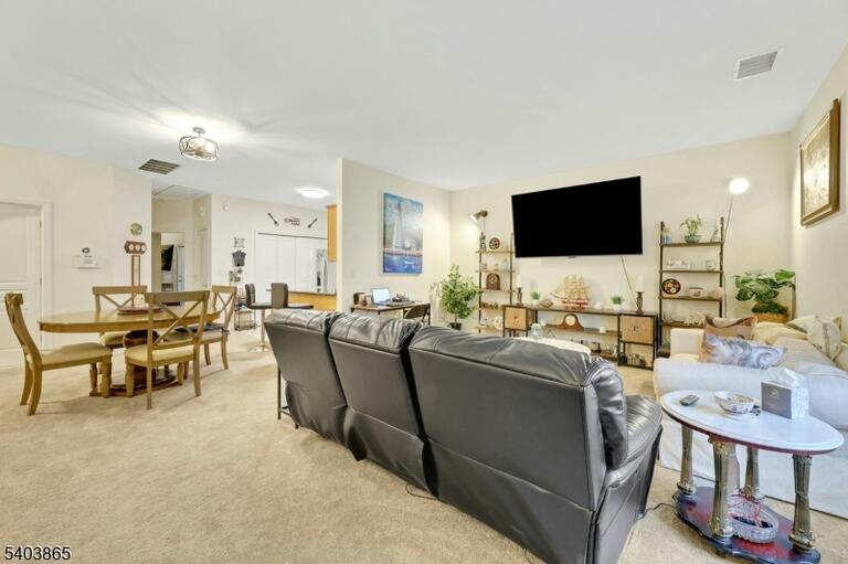 Property listing MLS 4038604 photo 7