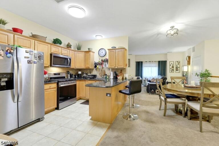 Property listing MLS 4038604 photo 8