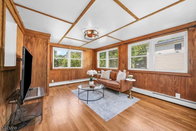 Property listing MLS 4038862 photo 11