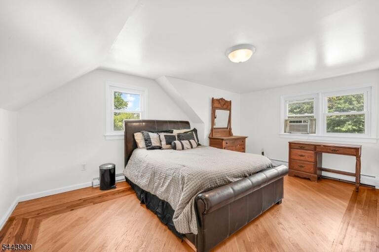 Property listing MLS 4038862 photo 22