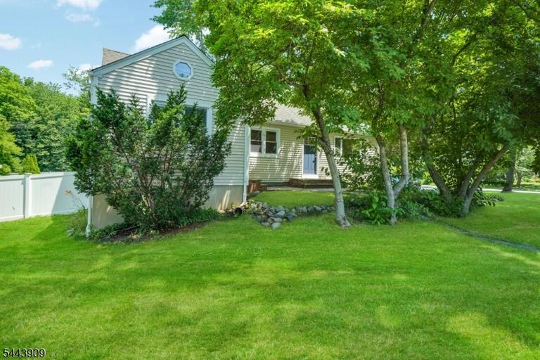 Property listing MLS 4038862 photo 36