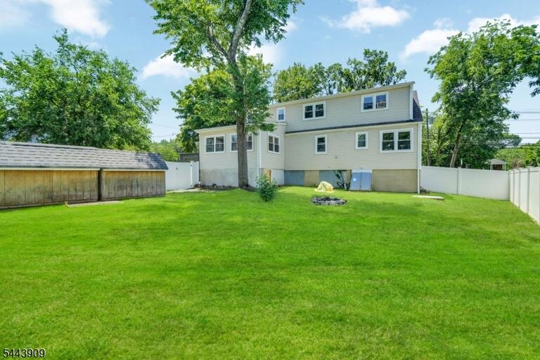 Property listing MLS 4038862 photo 39