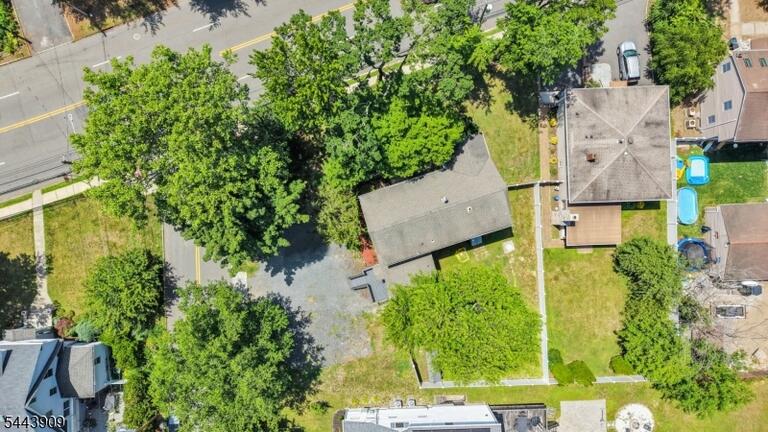Property listing MLS 4038862 photo 42