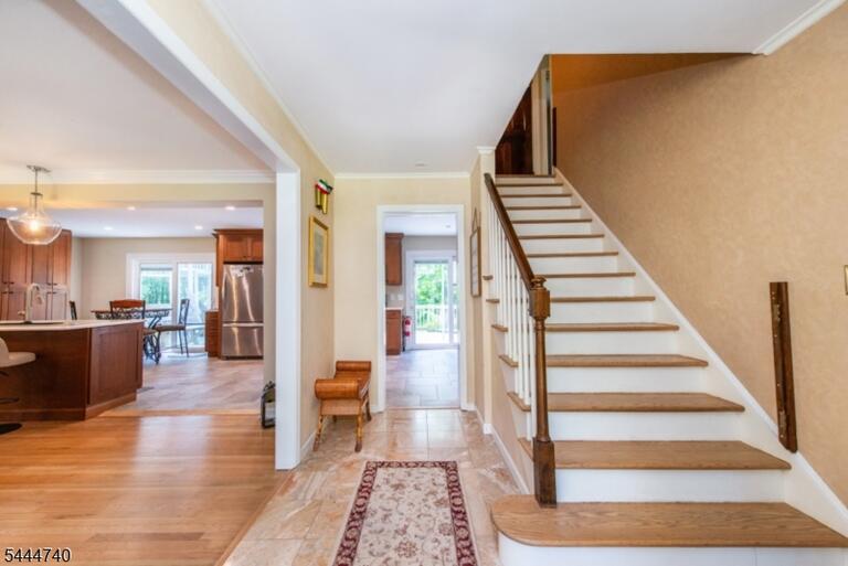 Property listing MLS 4038875 photo 10