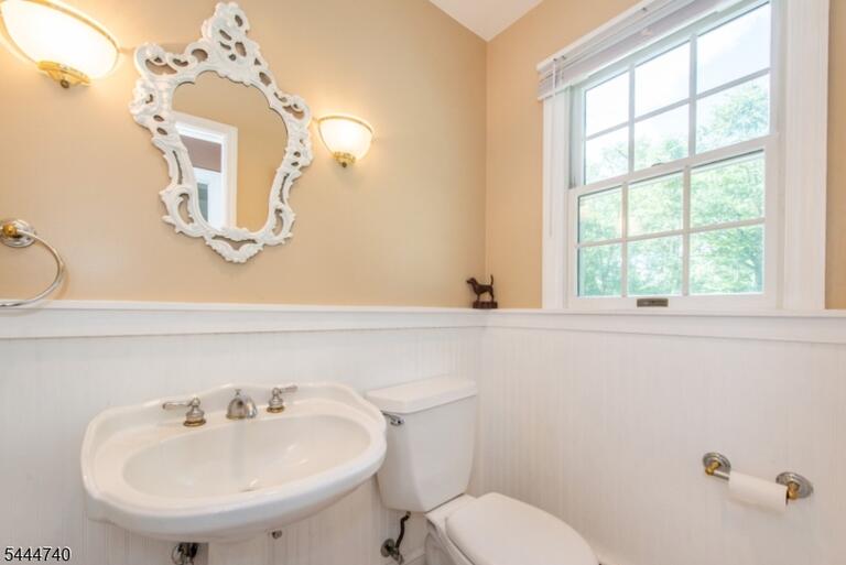 Property listing MLS 4038875 photo 17