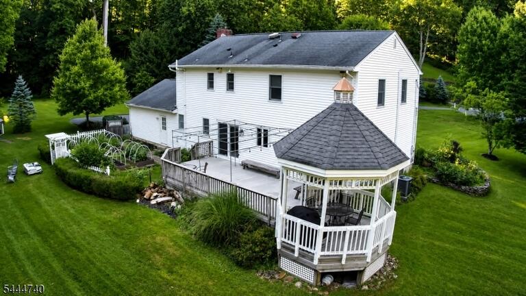 Property listing MLS 4038875 photo 32