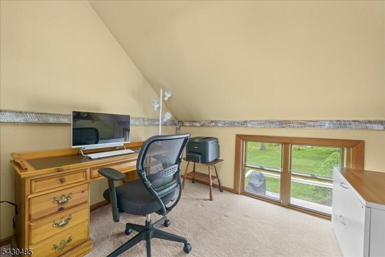 Property listing MLS 4038903 photo 22