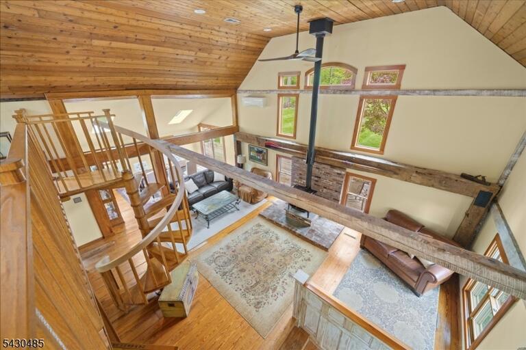 Property listing MLS 4038903 photo 26
