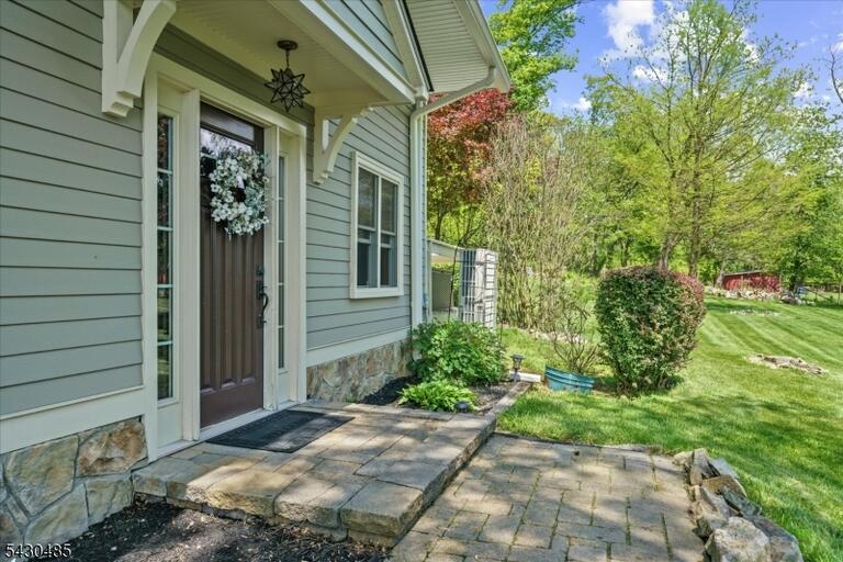 Property listing MLS 4038903 photo 38