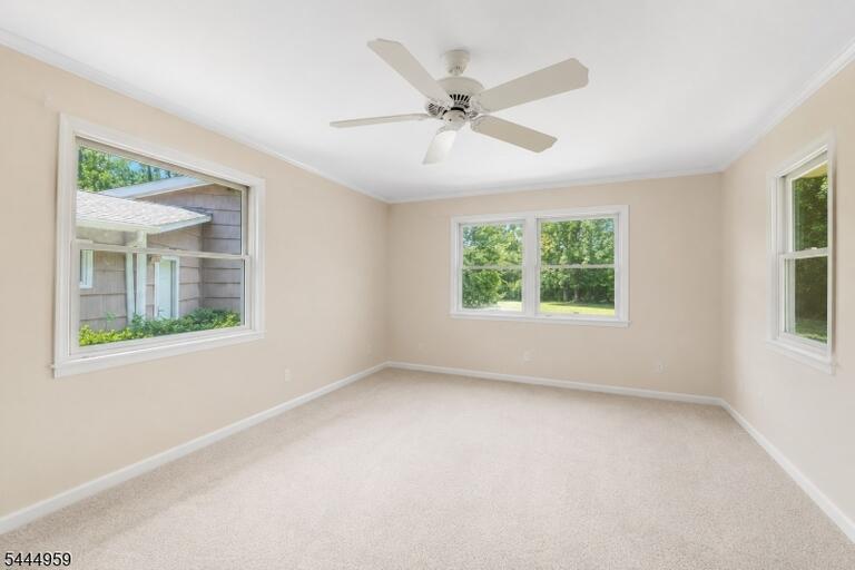Property listing MLS 4039058 photo 15
