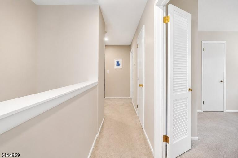 Property listing MLS 4039058 photo 22