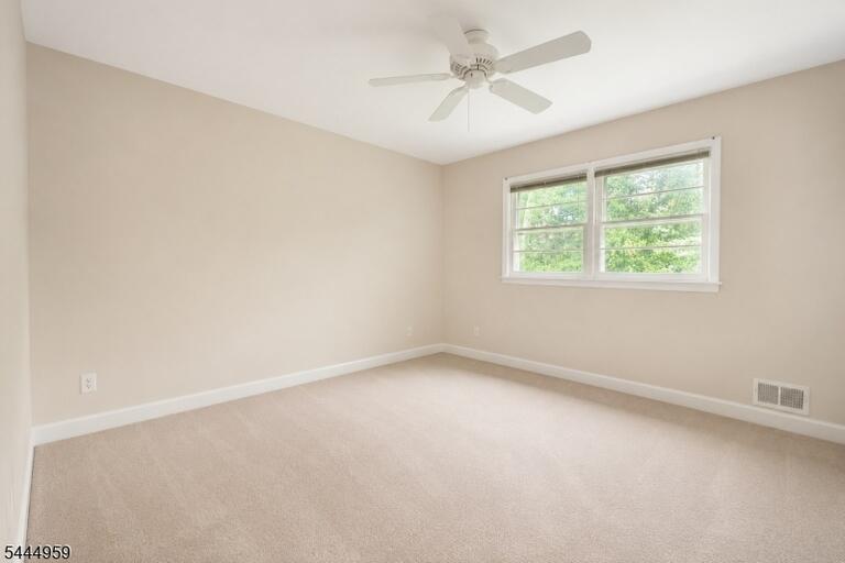 Property listing MLS 4039058 photo 31