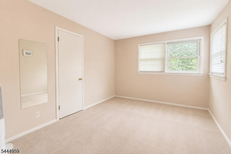 Property listing MLS 4039058 photo 32